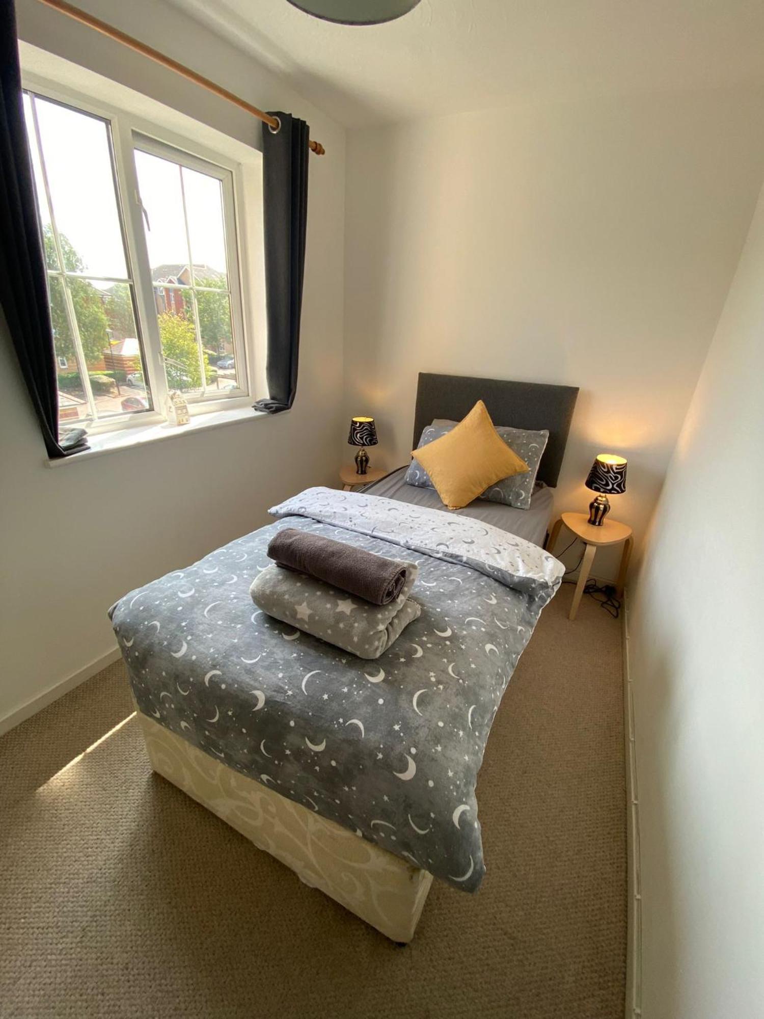 Cardiff Bay Apartment Екстер'єр фото
